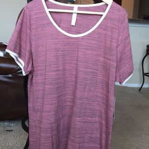 2XL Lularoe Classic Tee